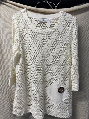 OSO Ivory Crochet Tunic with Decorative Pocket